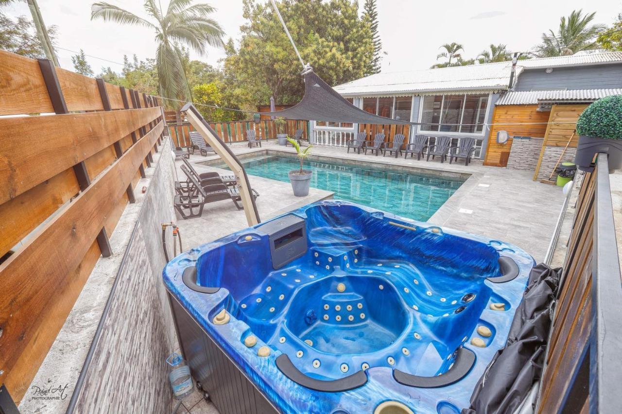 Villa L'Avocat 1 Avec Piscine Chauffee Et Jacuzzi A Partager Le Tampon Exterior foto
